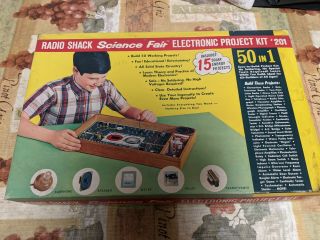 Radio Shack Science Fair Electronic Project Kit 150 In 1 201