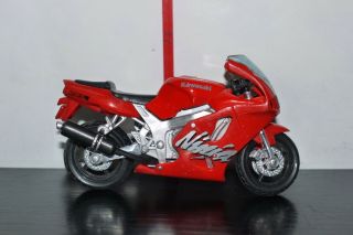 1/18 Maisto Kawasaki Ninja Zx - 7r Diecast Motorbike Motorcycle Bike
