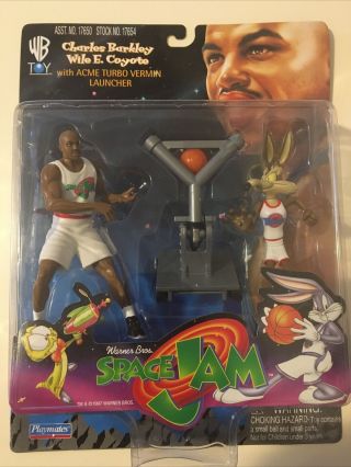Space Jam Action Figure Charles Barkley & Wile E Coyote Factory