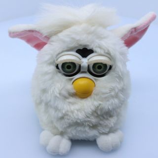 Furby 1998 Tiger Electronics White Hair Pink Ears Model 70 - 800