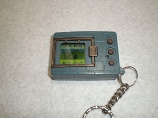 1997 Bandai Digimon Digital Monster Electronic Pet Lcd Game