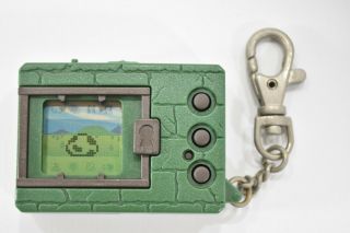 1997 Digimon Adventure Digital Monster Ver.  1 Green Virtual Pet Tamagotchi Bandai