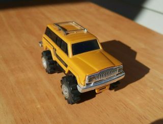 Vintage Stompers Jeep Cherokee Chief Yellow Not Running Bend In Roof Rack
