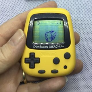 Nintendo Mpg - 001 Pokemon Pocket Pikachu Virtual Pet Tamagotchi,  Vguc,  Battery
