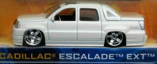 Jada Toys Dub City Cadillac Escalade Ext White 1:64 Scale Dated 2003