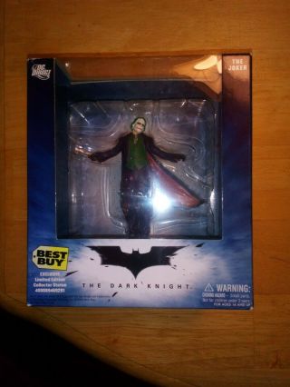 The Dark Knight Joker - Best Buy Exclusive Limited Collector Statue