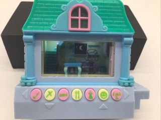 2005 Pixel Chix Blue House Electronic Interactive Virtual Toy Mattel Rare