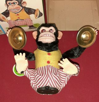Vintage Daishin Japan Musical Jolly Chimp Toy Monkey & Box Tag Insert 6