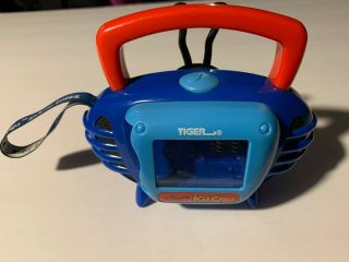 Tiger Disney Kid Clips Music Player - Great -