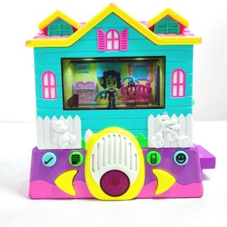 Mattel Pixel Chix Babysitter Blue House Pink Roof Interactive Great Nip