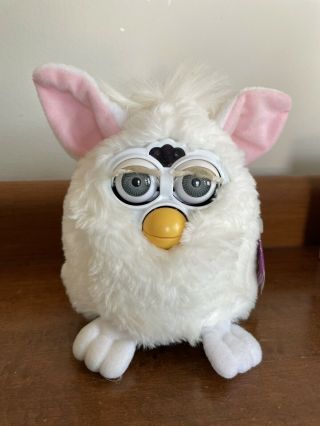 1998 Furby White With Pink Ears Has Tag - Not