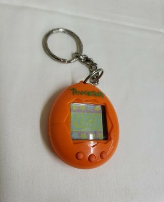 1997 Vtg Bandai Tamagotchi Giga Virtual Pet Orange Keychain W/o Battery