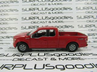 Greenlight 1:64 Scale Loose Red 2015 Ford F - 150 F150 Xlt Work Pickup Truck