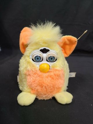 1998 Yellow & Orange Furby Baby Model 70 - 940