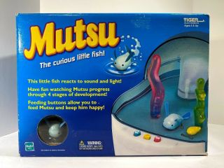 2001 Tiger Electronics/hasbro " Mutsu The Curious Little Fish " Interactive Toy