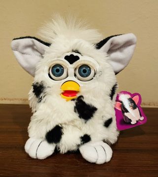 Vintage Furby Tiger Electronics 1998 Style 70 - 800 White With Dalmatian Spots