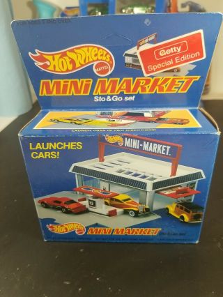 Hot Wheels Getty Oil Mini Market Sto And Go Set Special Edition Gas Station