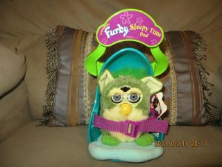 1999 Tiger Electronics Furby 70 - 800,  Sleepy Time Bed Electronic Interactive Toy