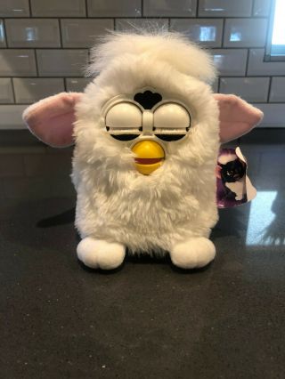 1998 Furby 70 - 800 Series 1 Tiger Snowball Electronic Toy - White 2
