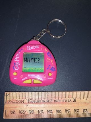 Precious Kitty - Barbie Giga Pets 1997 Tiger Electronics Key Chain With Batteries