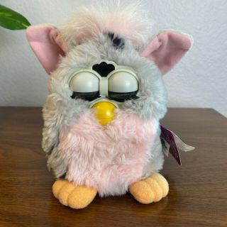 Furby 1999 Model 70 - 800 Tiger Electronics Pink & Gray W/ Tag (not)