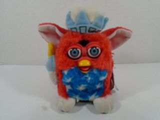 1999 Tiger Electronics/ Hasbro - - Electronic Statue Of Liberty Furby - - Limited