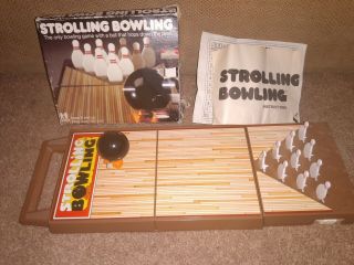 Vintage Tomy Strolling Bowling Wind Up Game W/original Box & Instructions