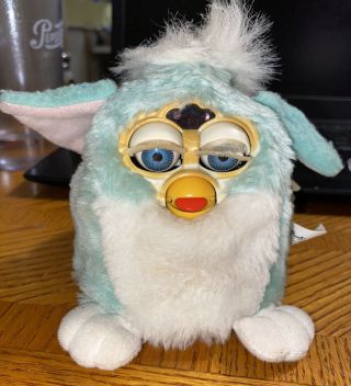 1999 Tiger Furby Babies 70 - 940 With Tags