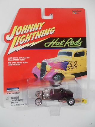 Johnny Lightning 1/64 Hot Rods 1923 T - Bucket
