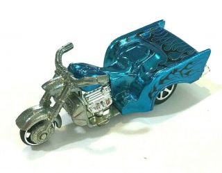 Hot Wheels Boss Hoss Cycles Blue Motorcycle Diecast Model Toy Mattel Flames