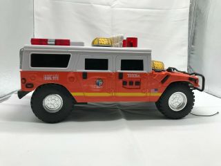 Tonka Toys Rescue Squad HUMMER Toy Truck with Lights & Siren 3