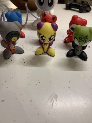 Ub Funkeys Hub With 6 Figurines