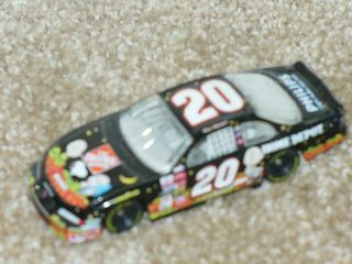 2002 Action - 1/64 - 20 Tony Stewart - Search For The Great Pumpkin - Pontiac