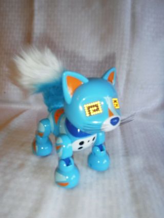 Spinmaster Zoomers " Meozies " 7 " Interactive Electronic Pet Blue Cat Pre - Owned