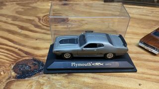 1:32 1971 Plymouth Gtx 440 Six Pack Die Cast,  4 Other Mopars
