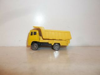 Loose Maisto Fresh Metal 1/64 Scale Yellow Construction Dump Truck