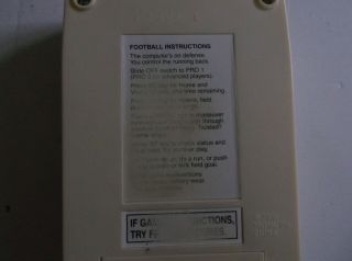 2000 Mattel Classic Football Electronic Handheld Game Great 2