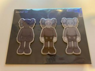 Kaws Magnet Companion Set Of 3 Ngv Limited 2019 Rare Dead Stock Gone
