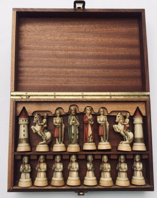 Vintage Italian Anri Toriart Charlemagne Hand Crafted Chess Set Wooden Box