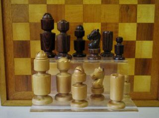 Vintage Italian ?chess Set Large Modern Design K 105 Mm And Chess Board No Box
