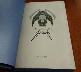 Night Lords Collector ' s Edition Warhammer 40k Limited,  Signed Aaron 3 volume set 4