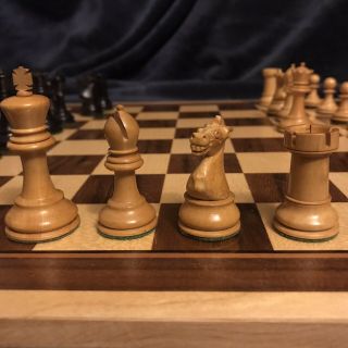 Atq British Howard Staunton Complete Chess Set & Box
