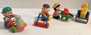 1989 Mcdonalds Happy Meal Toy Peanuts Gang On The Farm Snoopy Complete Set Of 4