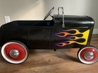 ‘32 Ford Roadster Pedal Car
