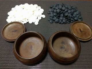 Size 30 - 31 (8.  0 - 8.  4 Mm) - Standard Grade - Slate And Shell Go Stones Go Game
