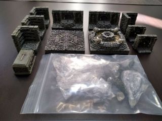 Dwarven Forge Catacombs Set 2 - resin,  painted 2