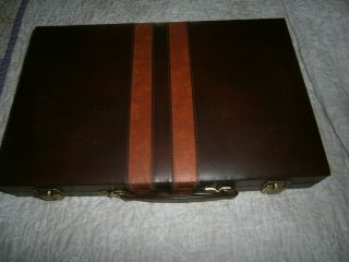 Vtg Cardinal Brown Faux Leather Backgammon W/bakelite Chips Rootbeer Brown/creme