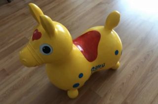 Gymnic Rody Horse in yellow 3