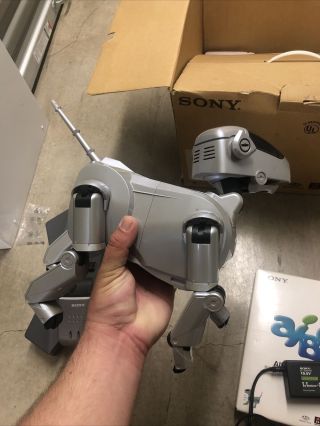 SONY AIBO ERS - 111 Robot Dog,  Accessories & Box PARTS 2