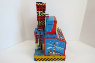 CRAGSTAN battery operated ROCKET LAUNCHING PAD with BOX 4